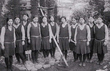 昭和5年から使われた洋装の制服