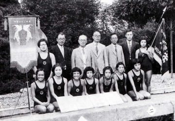 昭和15年、宝塚で行われた日本女子中等学校選手権水上競技大会